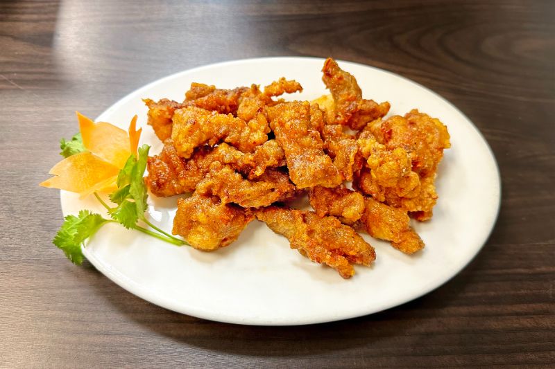 a17. crispy pork  酥肉